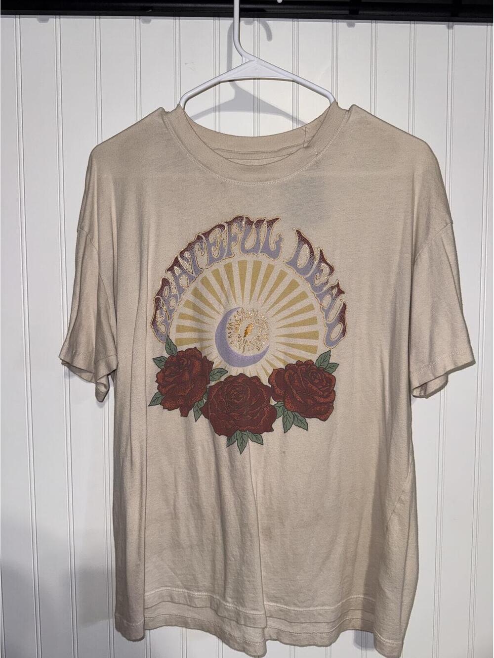 American Eagle Grateful Dead Roses Sun Moon Graphic Tee XS S